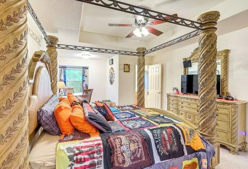 1 Mi To Stillhouse Hollow Lake: Texas Family Home