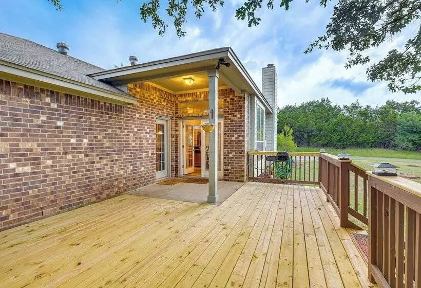 1 Mi To Stillhouse Hollow Lake: Texas Family Home