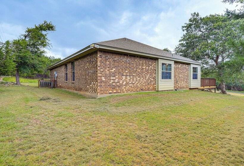 1 Mi To Stillhouse Hollow Lake: Texas Family Home