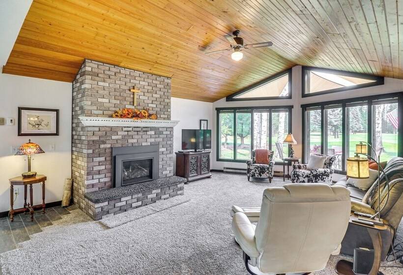 Libby Home On Golf Course W/ Deck & Mtn Views!