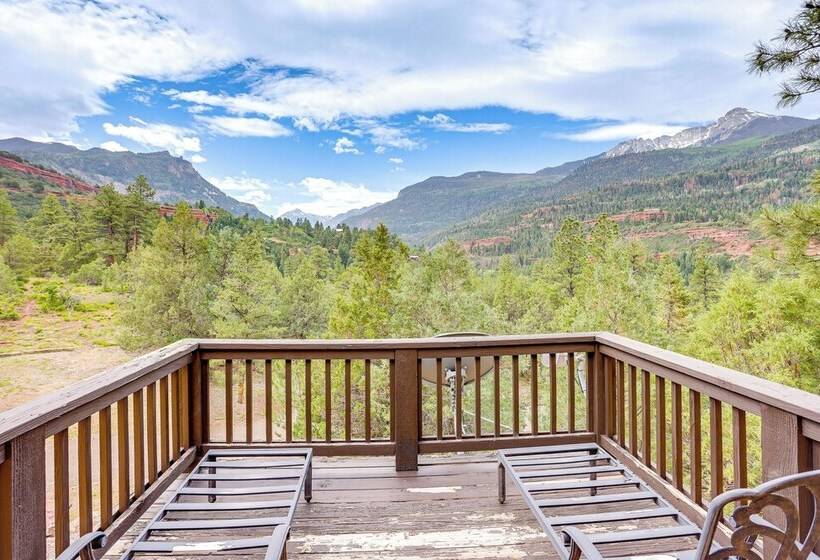 Luxe Ridgway Home W/ Mountain Views & Hot Tub!