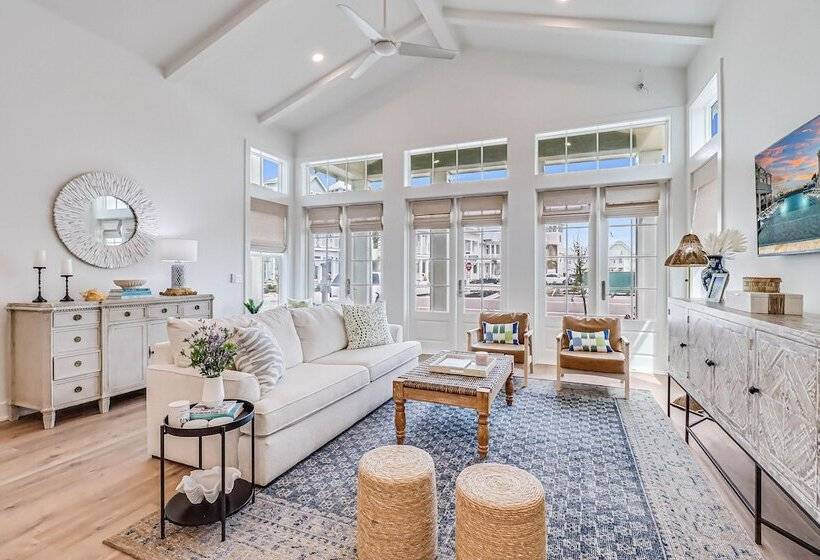 Meet Out Back 313 Sou