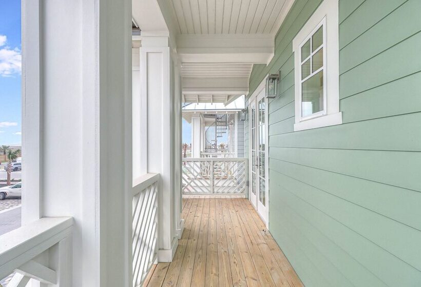 Meet Out Back 313 Sou