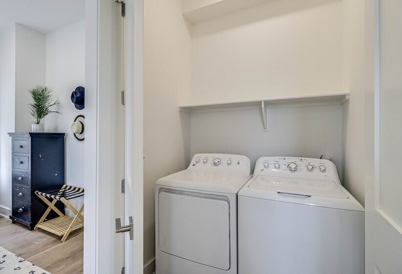 Meet Out Back 313 Sou