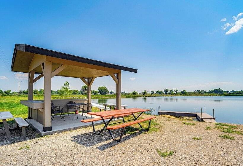 Noco Johnstown Lake Retreat W/ Shared Dock!