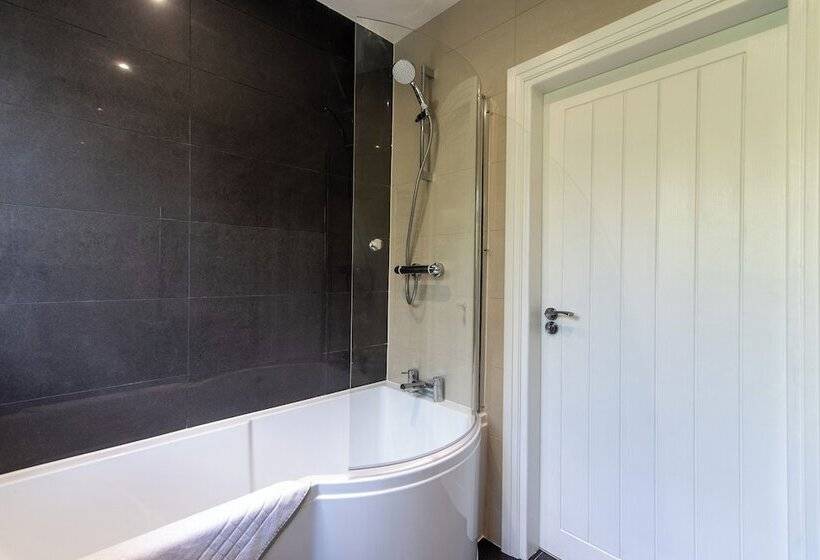 Pensió Bagworth House