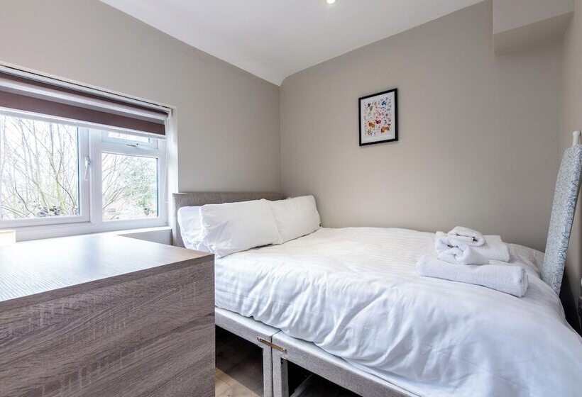 펜션 Clifford House