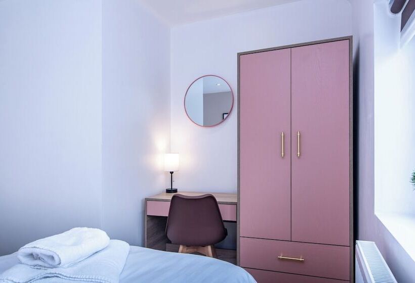 펜션 Clifford House