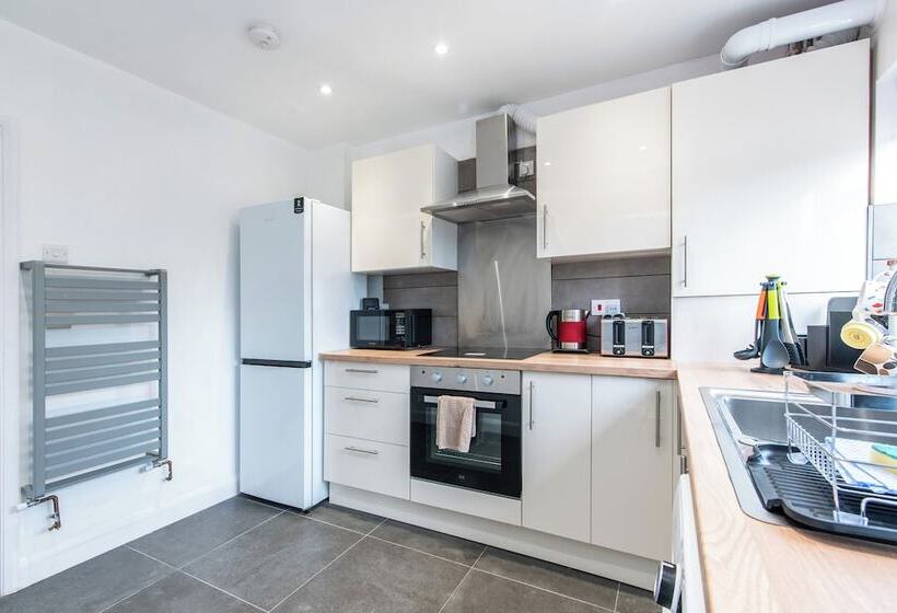 펜션 Clifford House