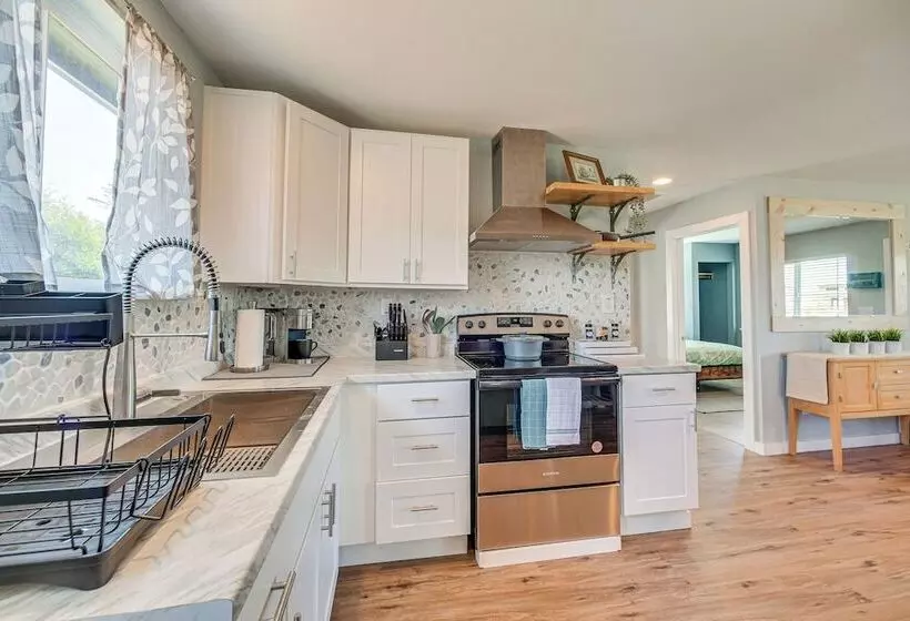 Pet Friendly Moclips Home: Walk To Mocrocks Beach!