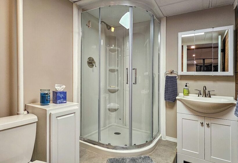 Pond Place By Avantstay Game Room, Deck, Fire Pit