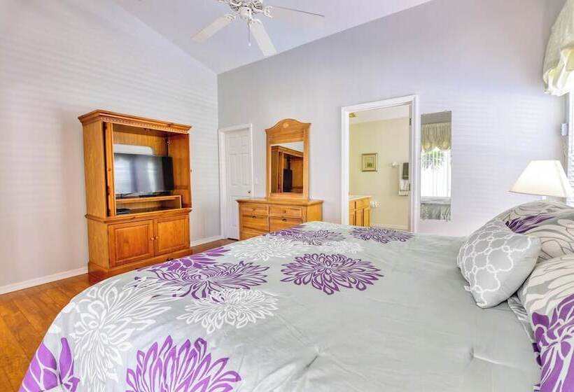 Pool Pleasure At Highlands Reserve