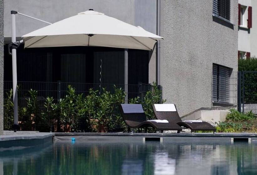 Relaxed Urban Living