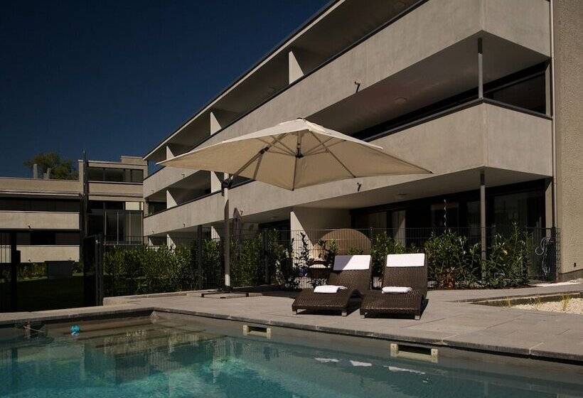 Relaxed Urban Living