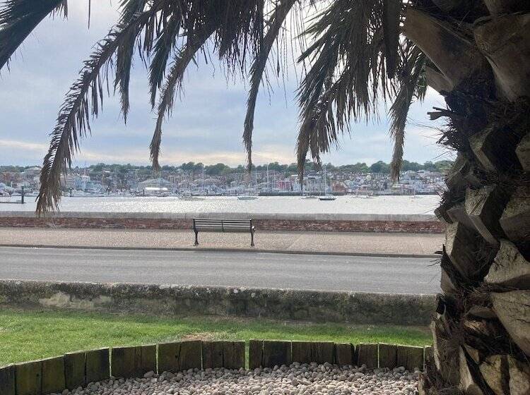 レジデンス Cosy Coastguard Cottage Right Next To The Sea