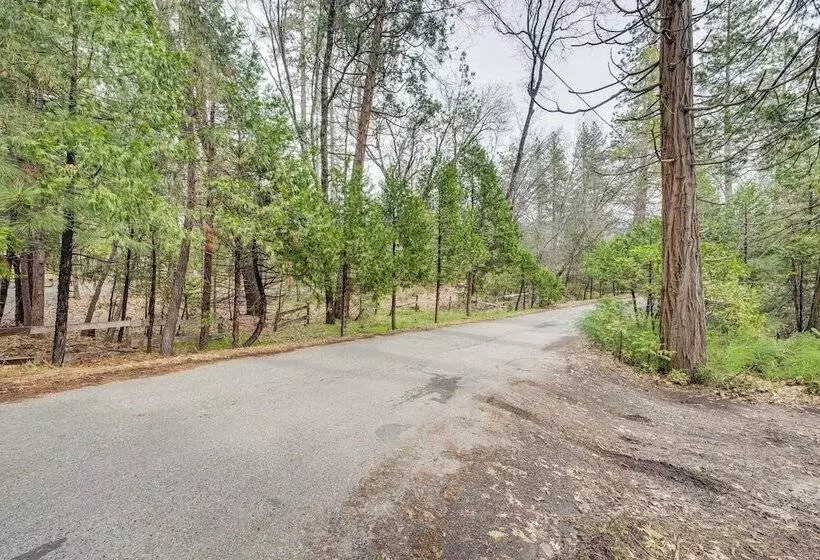 Serene Bass Lake Cabin Near Shopping & Dining!