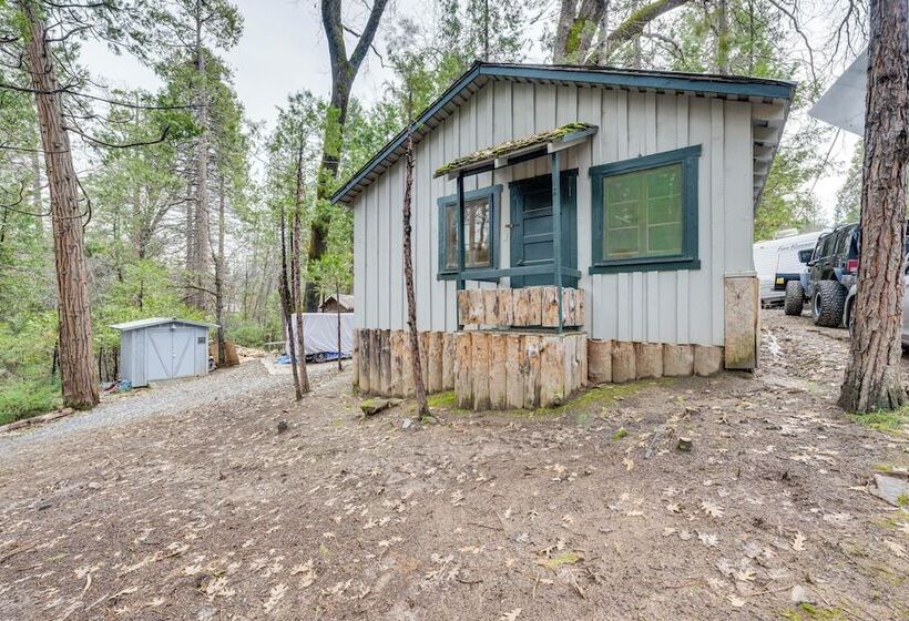 Serene Bass Lake Cabin Near Shopping & Dining!
