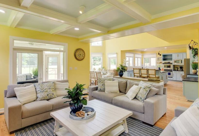 Spacious Maryland Home On Private 2 Acre Property