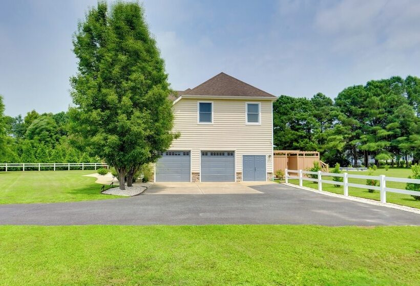 Spacious Maryland Home On Private 2 Acre Property