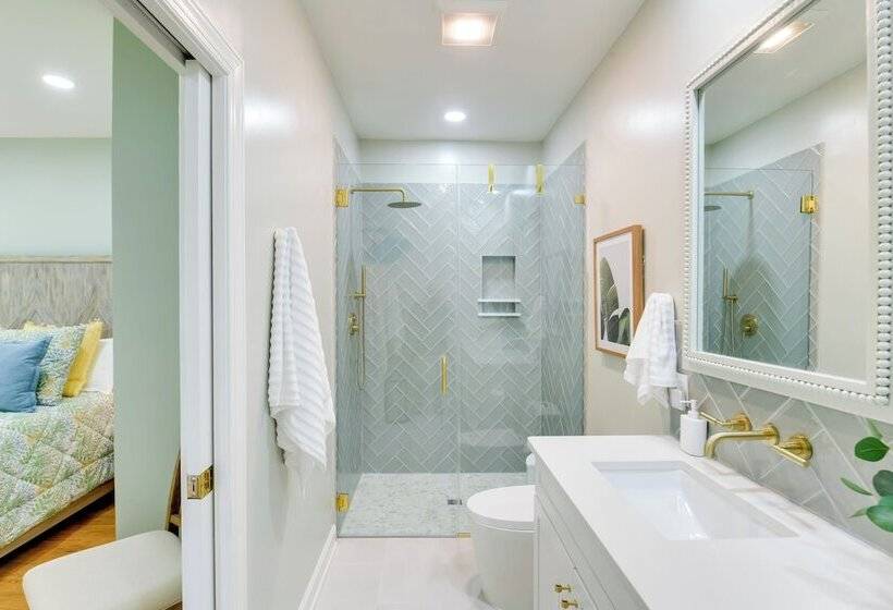 Spacious Maryland Home On Private 2 Acre Property