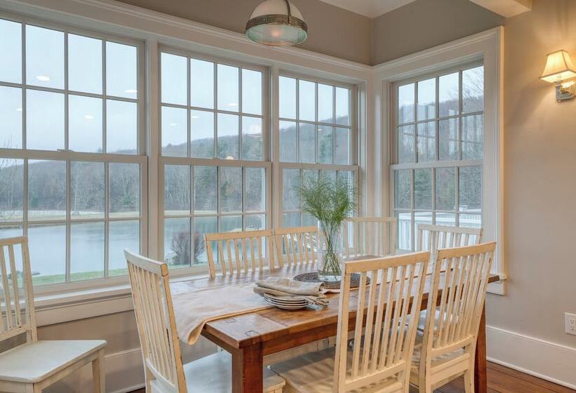 Secluded Estate W/ Guest House, Private Pond, Gym, & Movie Theater Sunny Pond