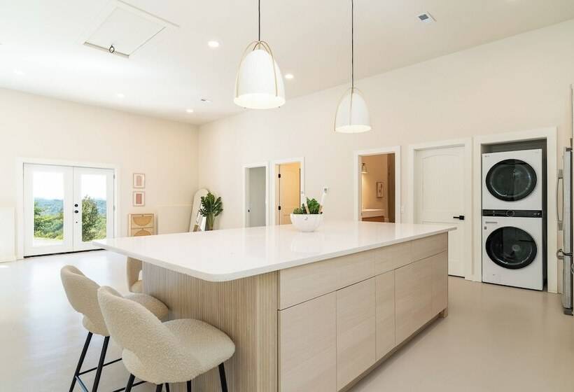 Modern Home W/ Hot Tub & Backyard Oasis!