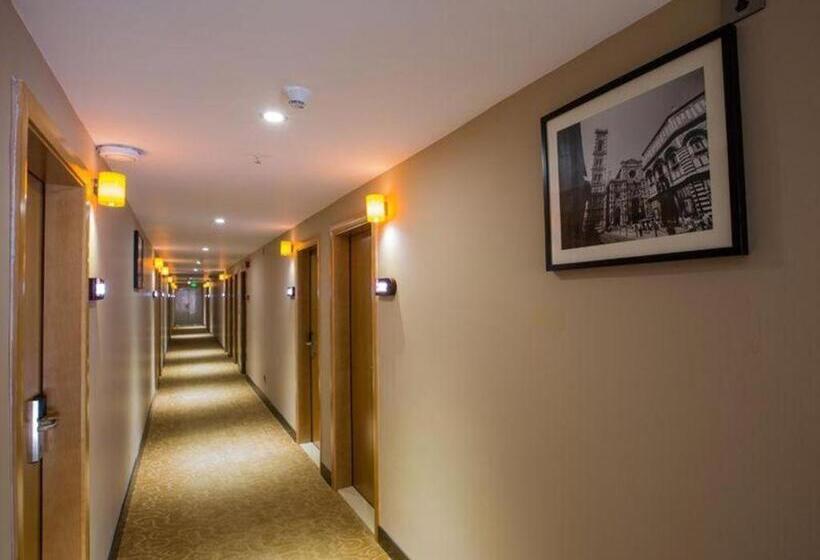 Iu Hotel Guangzhou Sports Center Lin He West Metro Branch