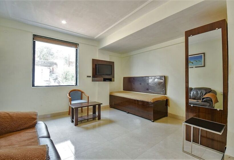 Fabhotel Silver Leef & Resort