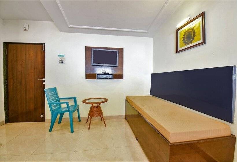 Fabhotel Silver Leef & Resort