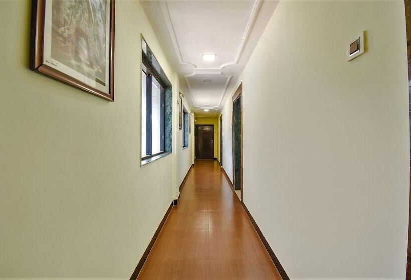 Fabhotel Silver Leef & Resort