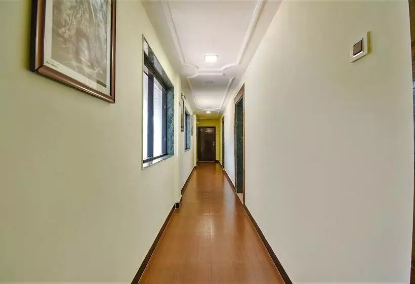 Fabhotel Silver Leef & Resort