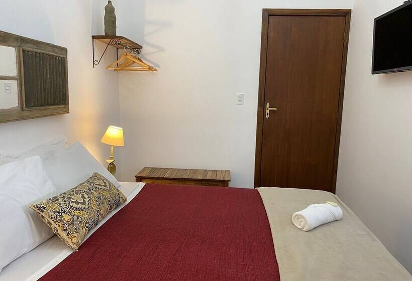 פונדק Byjular Pousada