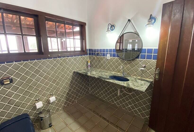 פונדק Byjular Pousada