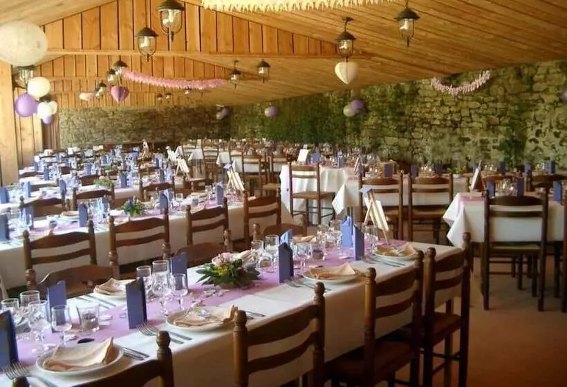 Hostelli Domaine Le Puits De Jeanne