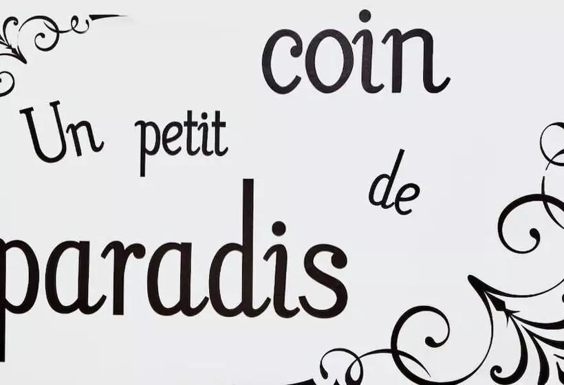 Hostelli Domaine Le Puits De Jeanne