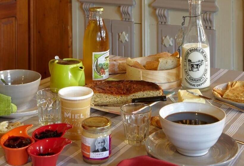 Хостел Domaine Le Puits De Jeanne