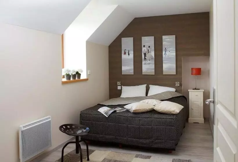 Hostelli Domaine Le Puits De Jeanne