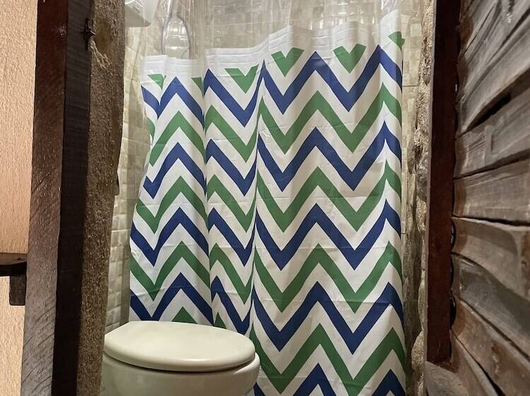 مسافرخانه Ready Camp E Suítes Da Cachoeira