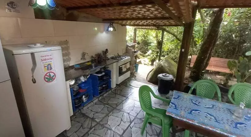 簡易ホテル Ready Camp E Suítes Da Cachoeira