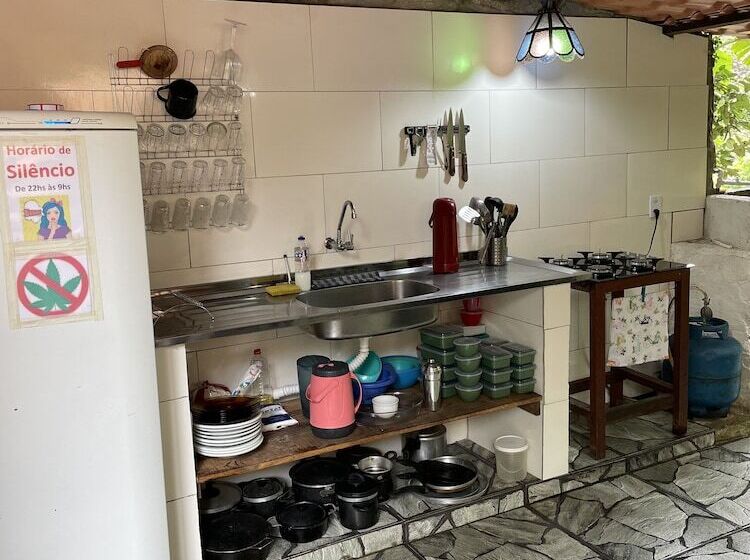 مسافرخانه Ready Camp E Suítes Da Cachoeira