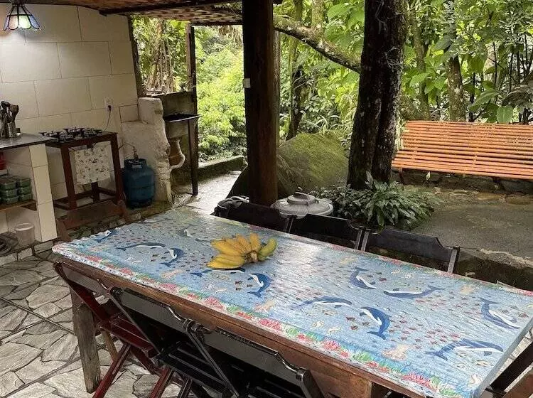 簡易ホテル Ready Camp E Suítes Da Cachoeira