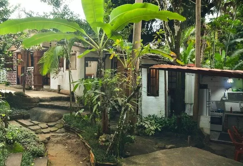 簡易ホテル Ready Camp E Suítes Da Cachoeira