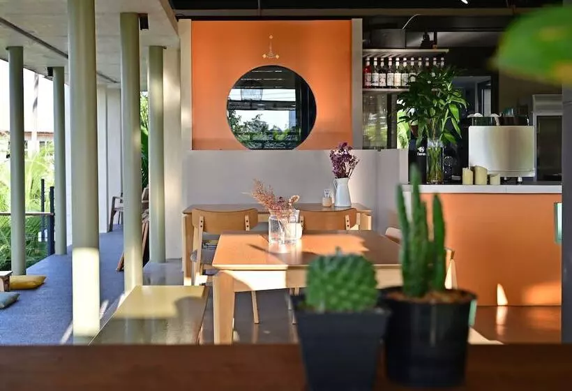 Hotelli Coconut Lane Bangkok