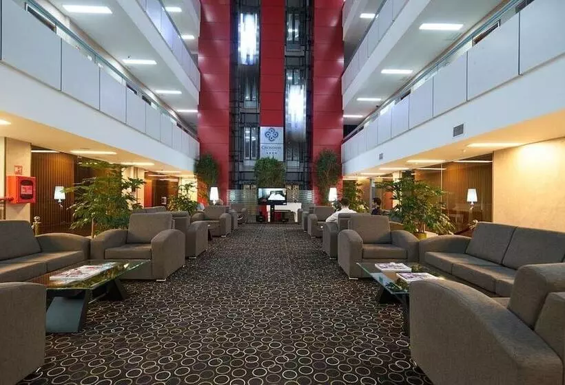 Crossway Hotel Free Massage Autovazal Metro Station