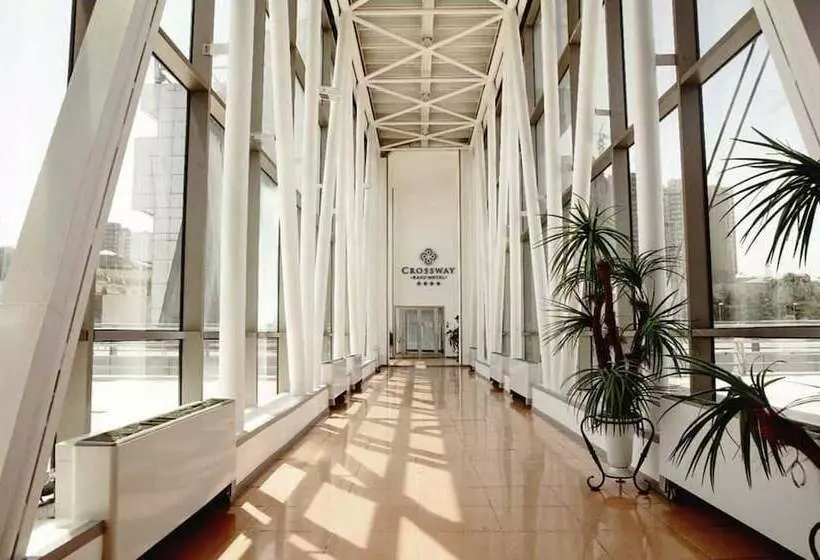 Crossway Hotel Free Massage Autovazal Metro Station