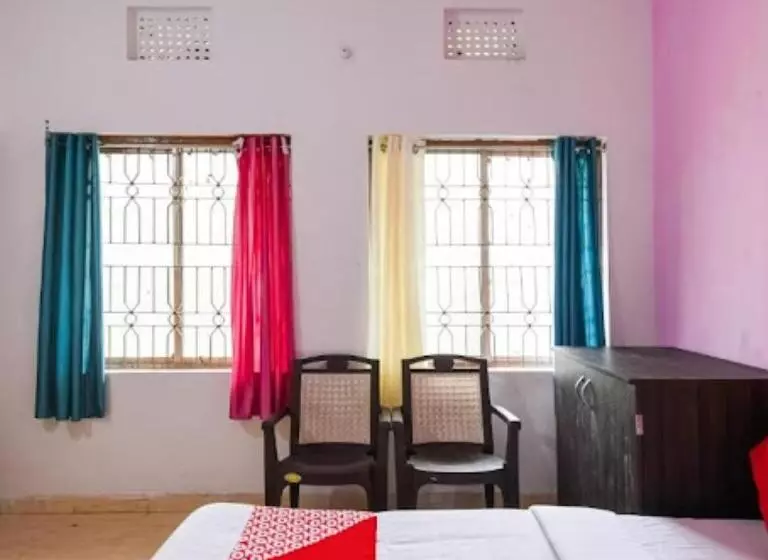 ホテル Dibyansh Bhubaneswar