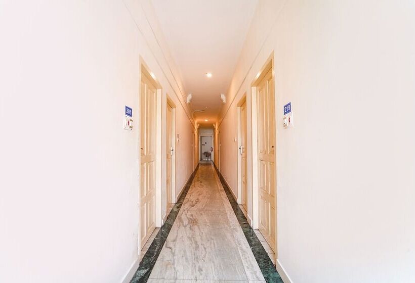 هتل Fabexpress Ascot