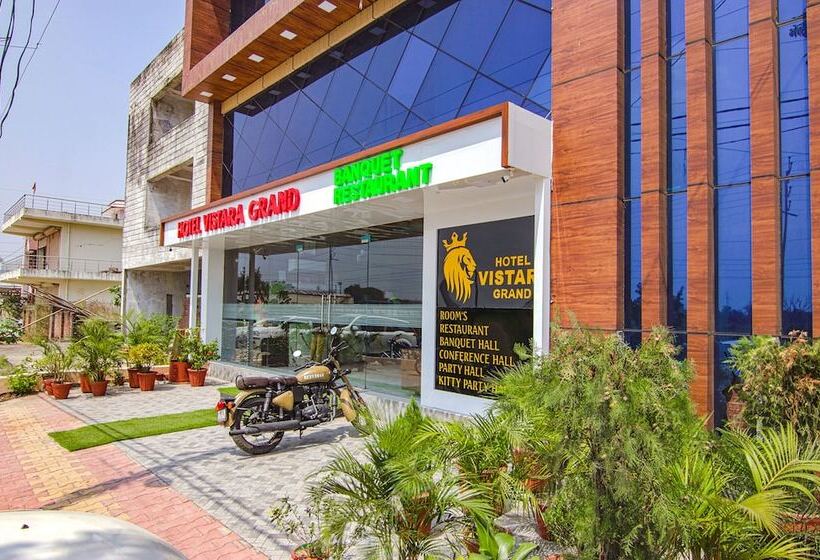 호텔 Fabexpress Vistara Grand