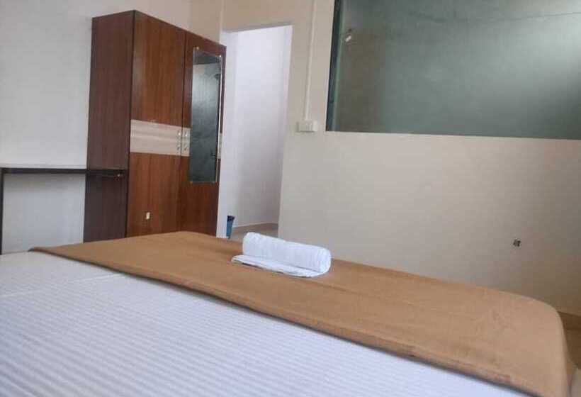 هتل Golden Heights Gokarna