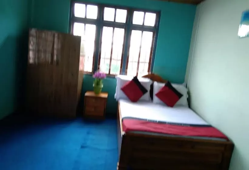 Hotelli Grace Homestay Sadam